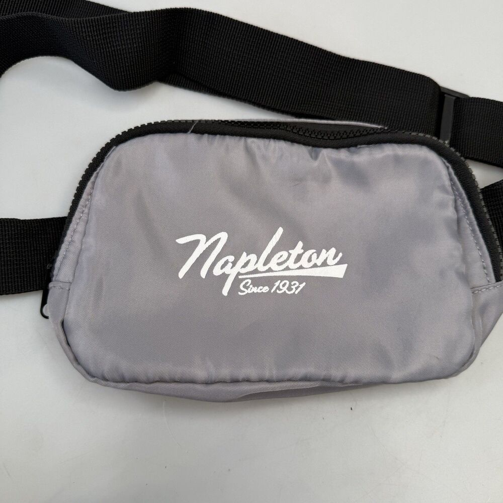 Napleton Since 1931 Gray Belt Bag Fanny Pack Crossbody Sling Travel Sport EUC - Picture 2 of 9